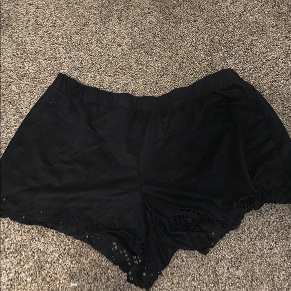 Shorts - Picture 1 of 1